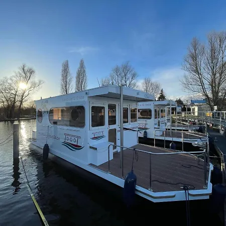 Hausboot Edda *